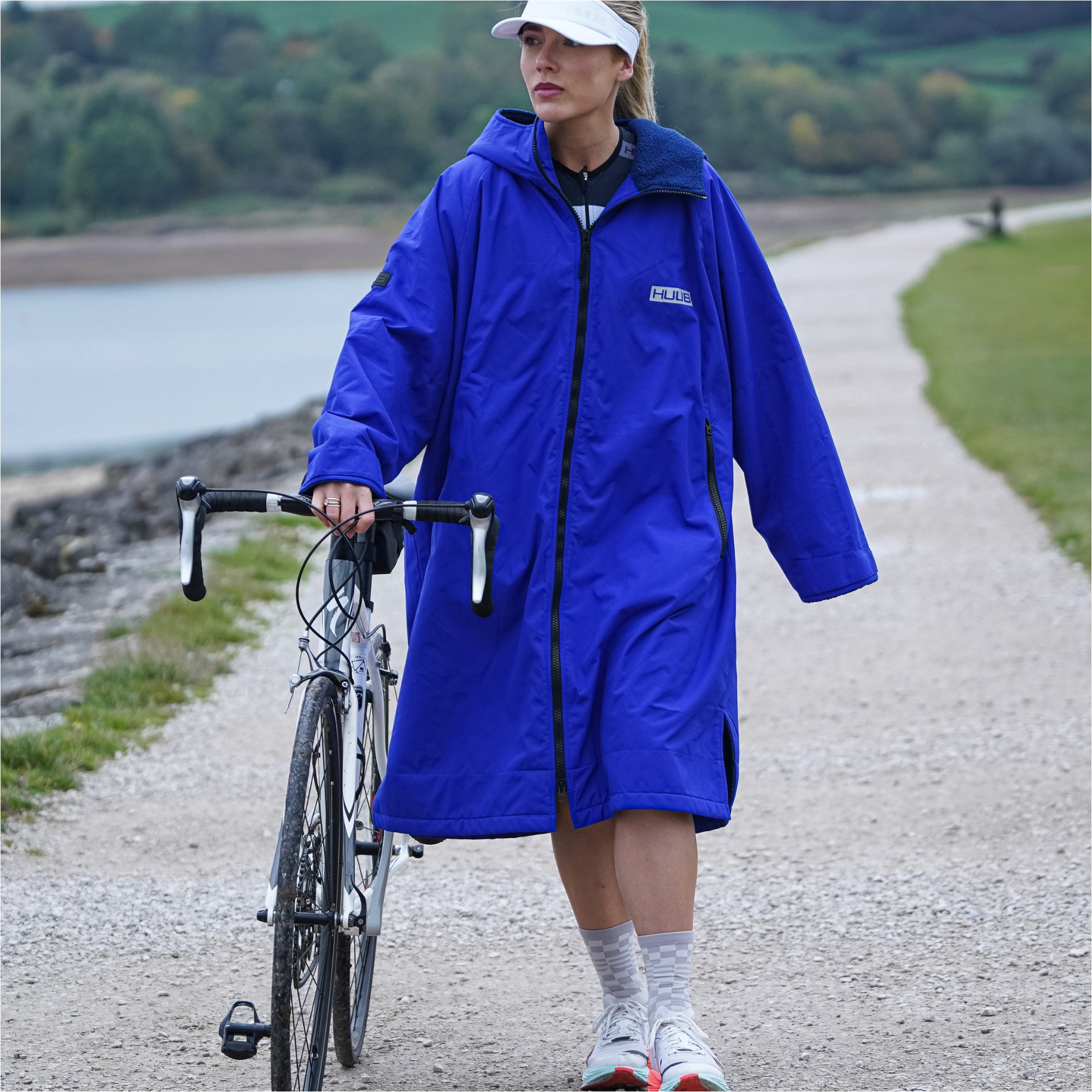2026 HUUB Changing Robe CRCN - Colbalt / Navy